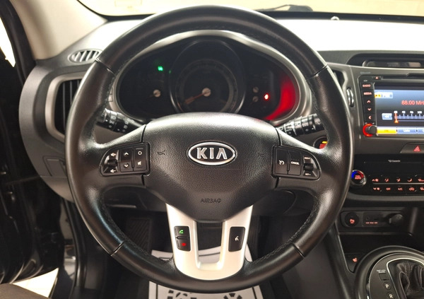 Kia Sportage cena 48900 przebieg: 178000, rok produkcji 2012 z Małomice małe 742